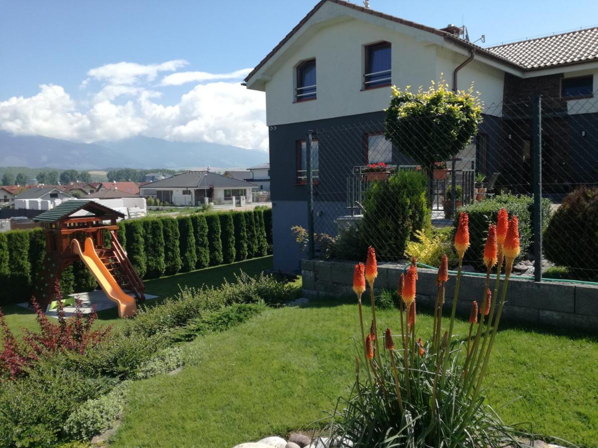 Pension Lunatyk Liptovsky Mikulas Bagian luar foto