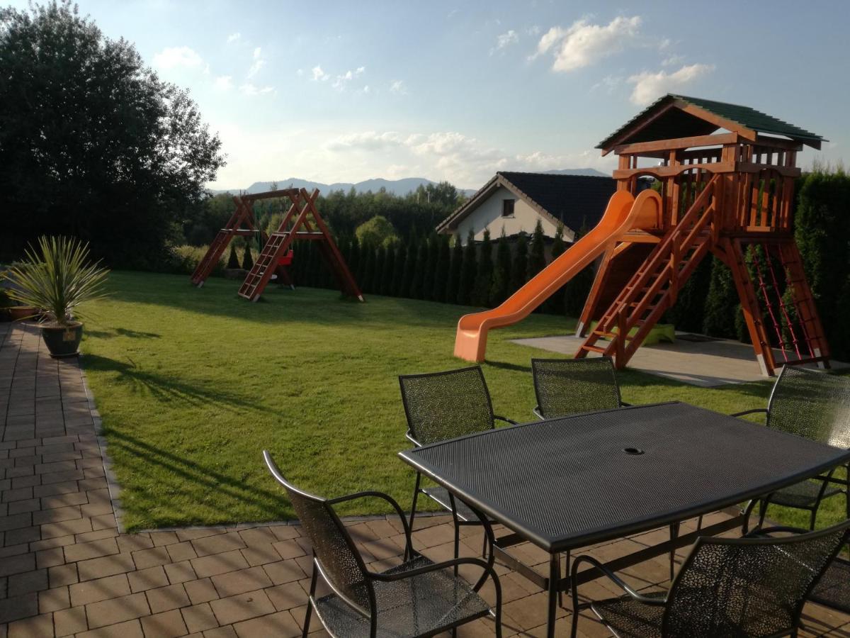 Pension Lunatyk Liptovsky Mikulas Bagian luar foto